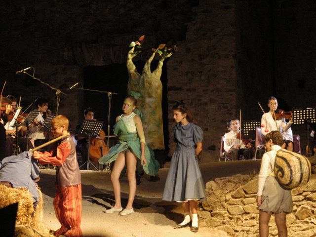 Arthur & les Chevaliers de la paille blonde